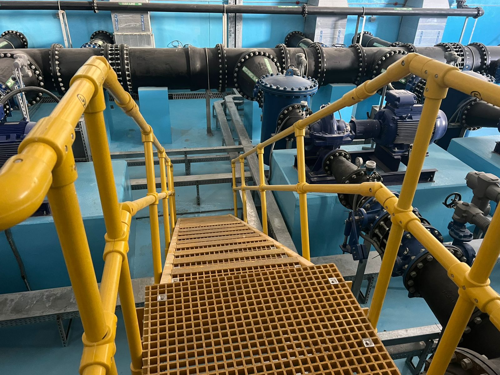 FRP LADDER & WALKWAY STRUCTURE